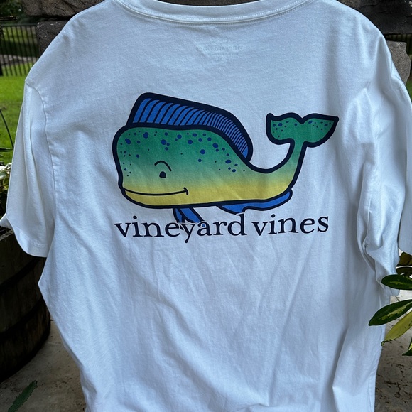 Vineyard Vines Other - Vineyard Vines Men’s Dolphin Mahi Tshirt XL